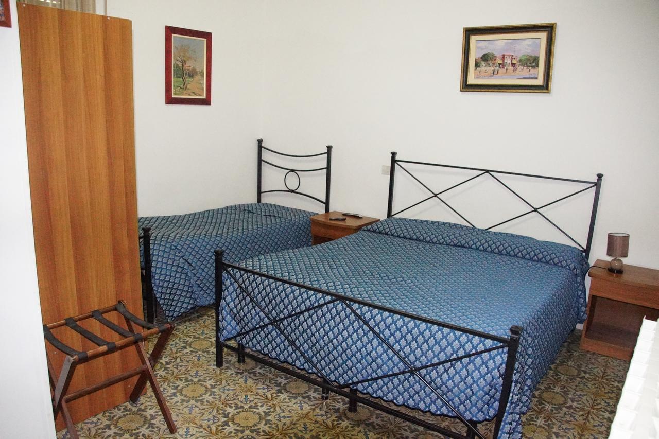 Albergo Pensione Ardenza Self Check-In Livorno Kamer foto